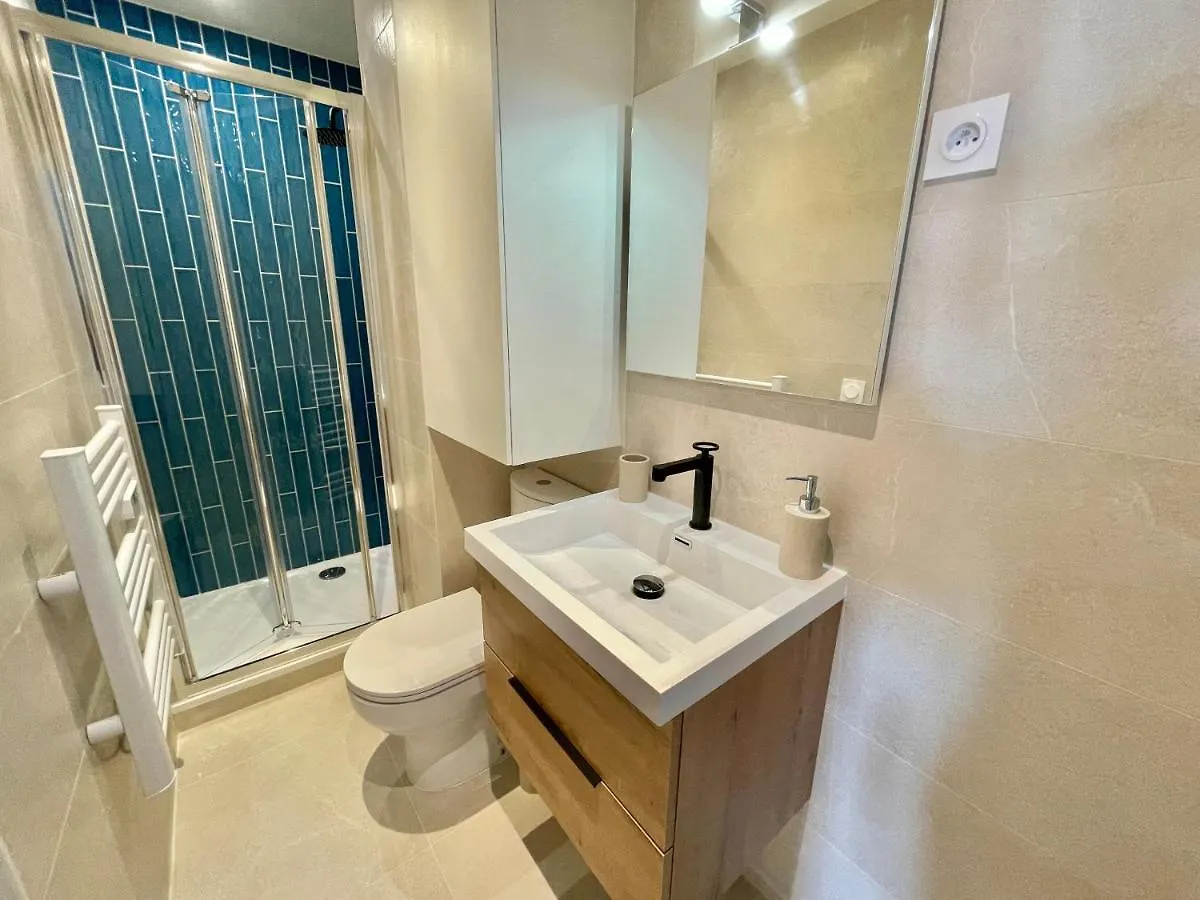 Appartement Deux pièces Port Vauban - Vieil Antibes 0*,  France